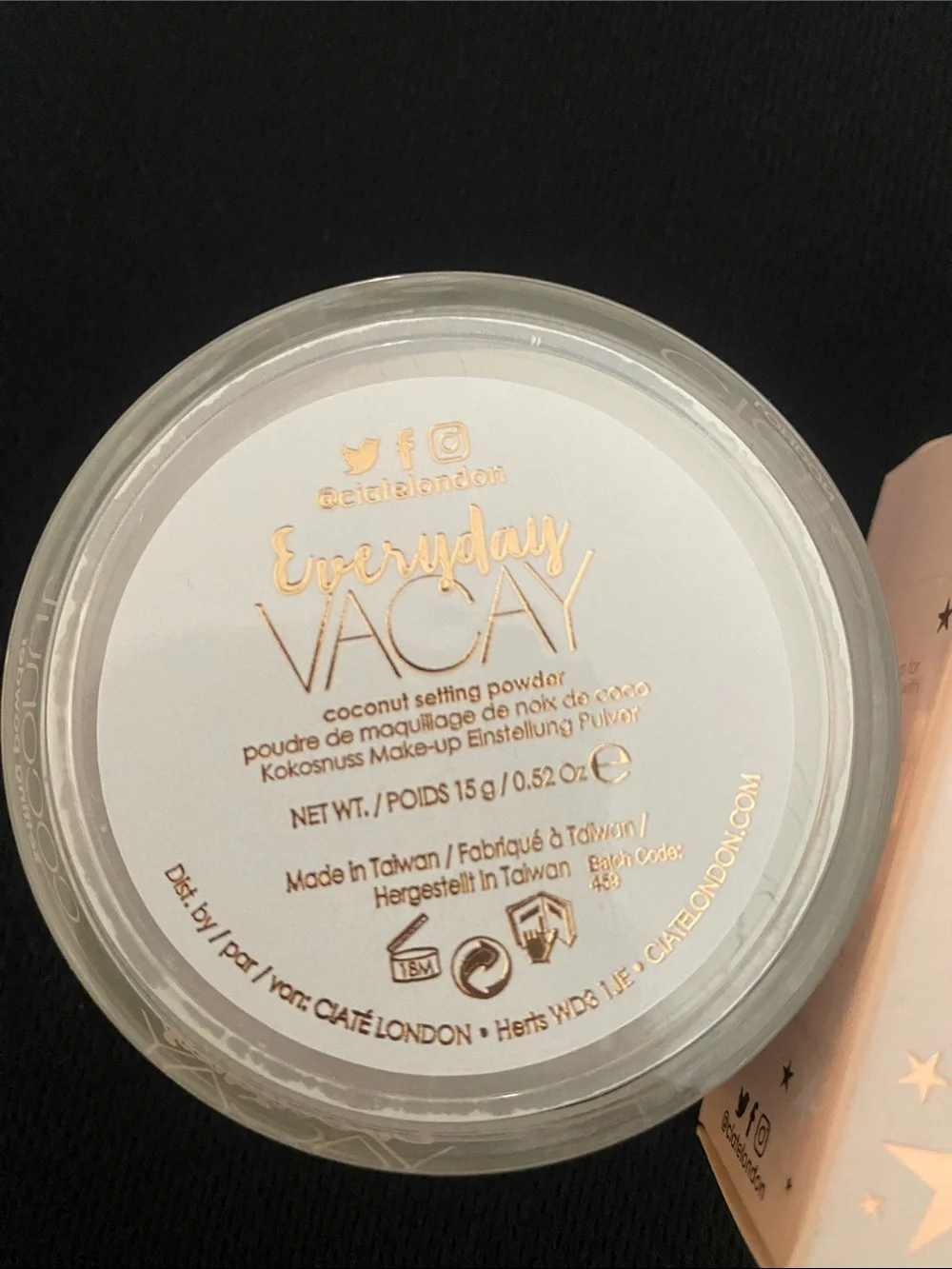 Ciaté London Everyday Vacay Coconut Setting Powder —
